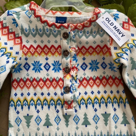 NWT Baby Old Navy One Piece Christmas Multicolor Printed - Picture 2 of 9